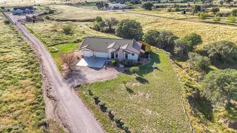 10449 S Stone Ridge Rd, Hereford, AZ 85615