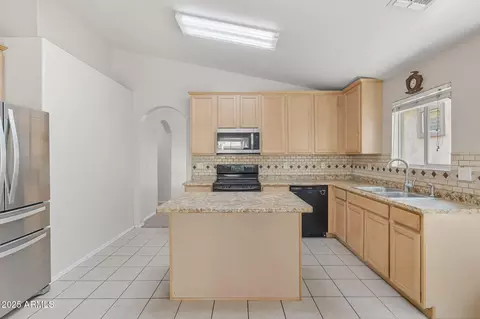 2024 W Carter Rd, Phoenix, AZ 85041 photo 15