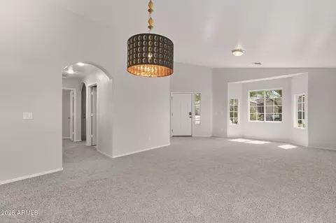 2024 W Carter Rd, Phoenix, AZ 85041 photo 6