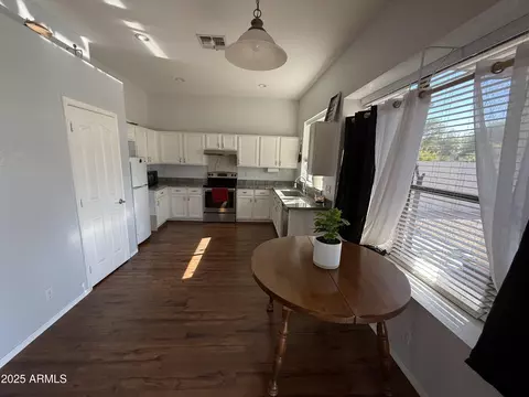 Kitchen - 620 N Hawk Cir, Gilbert, AZ 85234 photo 1 of 1