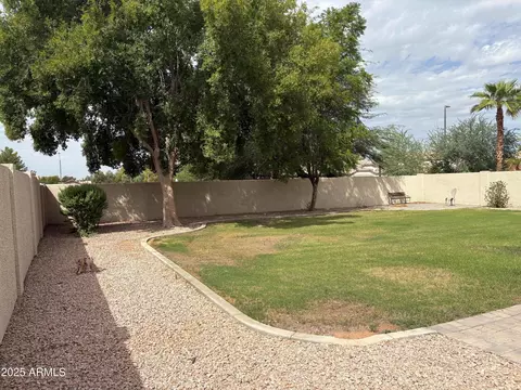 Exterior - 620 N Hawk Cir, Gilbert, AZ 85234 photo 4 of 4