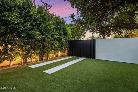 Exterior - 3601 E Colter St, Phoenix, AZ 85018 photo 11 of 12