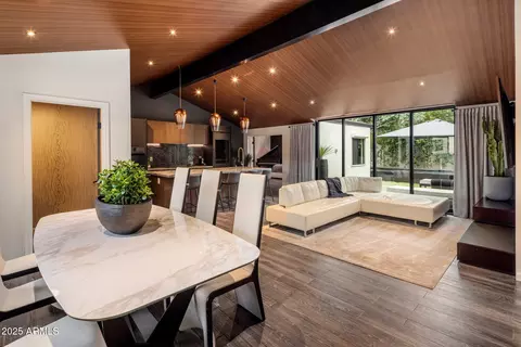 Dining - 3601 E Colter St, Phoenix, AZ 85018 photo 2 of 3