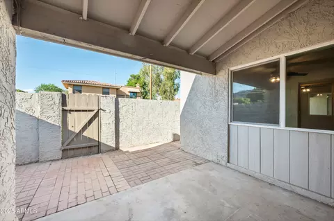 Exterior - 1172 E Cochise Dr, Phoenix, AZ 85020 photo 4 of 6