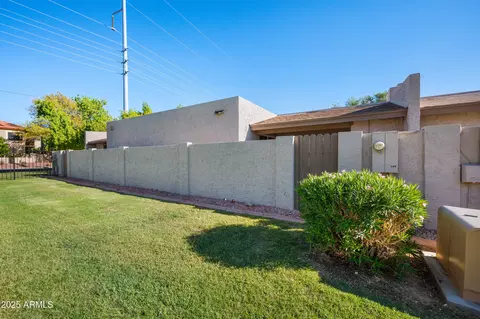 Exterior - 1172 E Cochise Dr, Phoenix, AZ 85020 photo 6 of 6