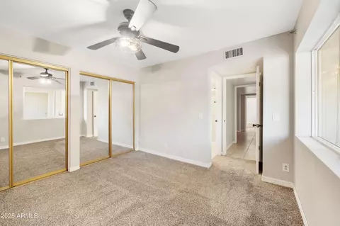 Bedroom - 1172 E Cochise Dr, Phoenix, AZ 85020 photo 1 of 3