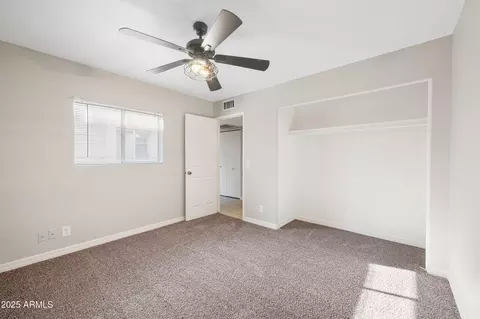Bedroom - 1172 E Cochise Dr, Phoenix, AZ 85020 photo 3 of 3