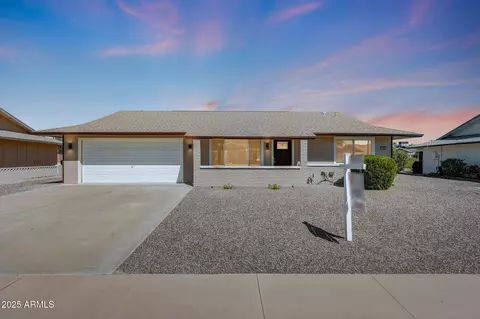 20002 N Signal Butte Cir, Sun City, AZ 85373