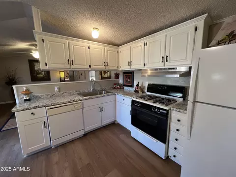 2481 W Broadway Ave #98, Apache Junction, AZ 85120 photo 5