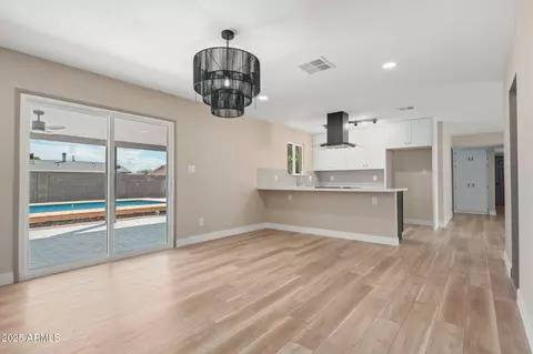 3121 W Hearn Rd, Phoenix, AZ 85053 photo 13