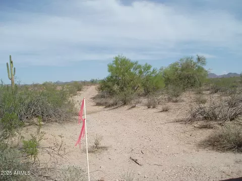 34975 W Carefree Hwy #11, Unincorporated County, AZ 85390