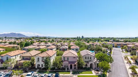 View/Area - 3724 E Trinity Ln, Chandler, AZ 85286 photo 13 of 18