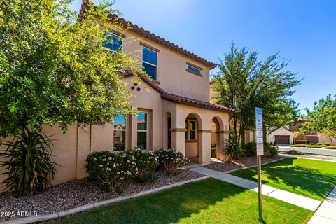 Exterior - 3724 E Trinity Ln, Chandler, AZ 85286 photo 2 of 10