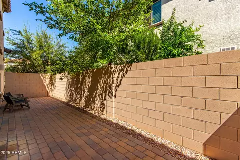 Exterior - 3724 E Trinity Ln, Chandler, AZ 85286 photo 6 of 10