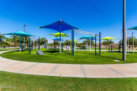 View/Area - 3724 E Trinity Ln, Chandler, AZ 85286 photo 2 of 18