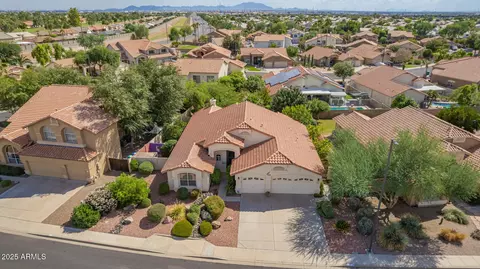 View/Area - 7525 E Kilarea Ave, Mesa, AZ 85209 photo 3 of 9