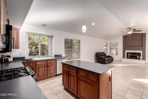 Kitchen - 7525 E Kilarea Ave, Mesa, AZ 85209 photo 3 of 3