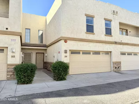 15818 N 25th St #104, Phoenix, AZ 85032