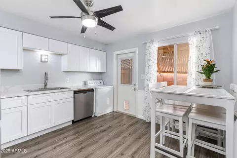 Kitchen - 4819 E Cambridge Ave, Phoenix, AZ 85008 photo 1 of 1