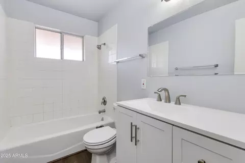 Bath - 4819 E Cambridge Ave, Phoenix, AZ 85008 photo 2 of 2