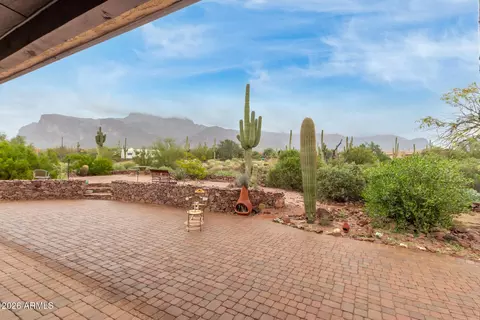 Exterior - 6619 E Quail Hideaway Ln, Apache Junction, AZ 85119 photo 8 of 10
