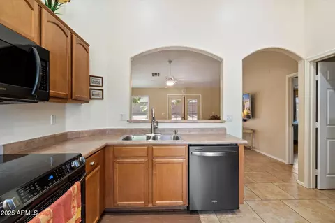 Other - 915 E Harwell Rd, Phoenix, AZ 85042 photo 3 of 6