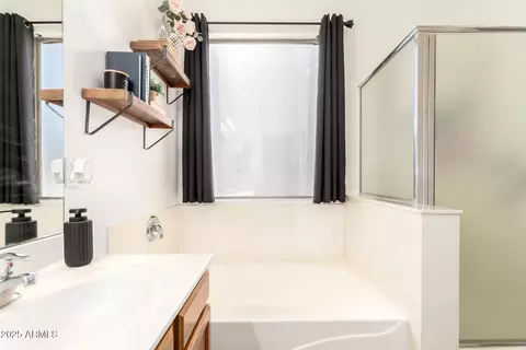Bath - 4714 N 95th Dr, Phoenix, AZ 85037 photo 2 of 3