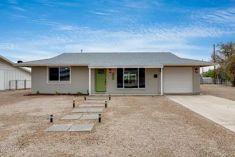 10554 W Connecticut Ave, Sun City, AZ 85351