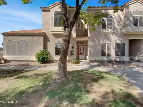 500 N Roosevelt Ave #16, Chandler, AZ 85226