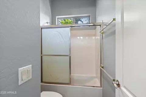 Bath - 655 E Bellerive Pl, Chandler, AZ 85249 photo 4 of 4