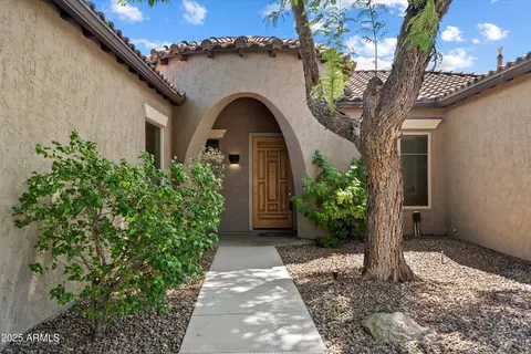Exterior - 655 E Bellerive Pl, Chandler, AZ 85249 photo 5 of 6