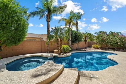 Exterior - 655 E Bellerive Pl, Chandler, AZ 85249 photo 3 of 6