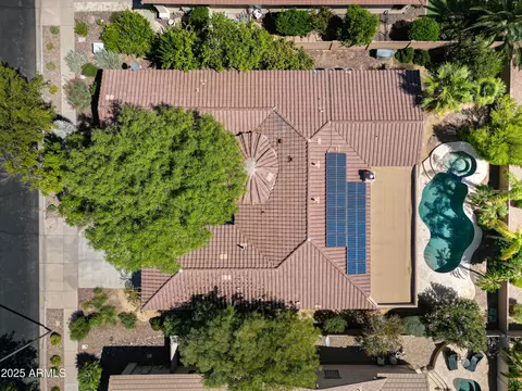 View/Area - 655 E Bellerive Pl, Chandler, AZ 85249 photo 2 of 3