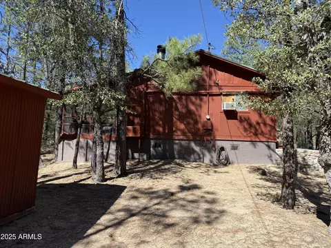 50 Summer Homes Dr, Crown King, AZ 86343