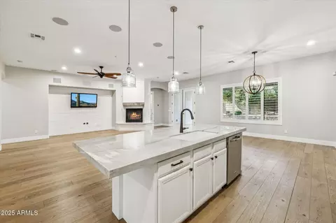 Living - 11346 E Spaulding Ave, Mesa, AZ 85212 photo 4 of 10
