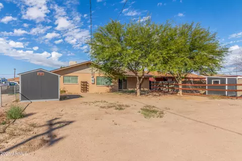 Exterior - 413 E 3rd St, Eloy, AZ 85131 photo 9 of 10
