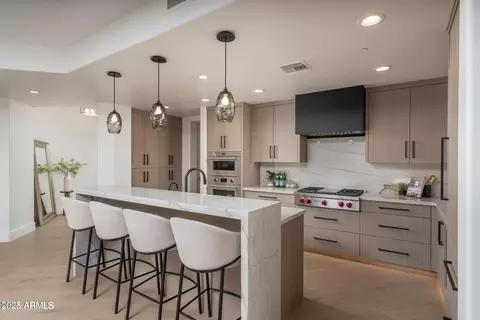 7175 E Camelback Rd #601, Scottsdale, AZ 85251