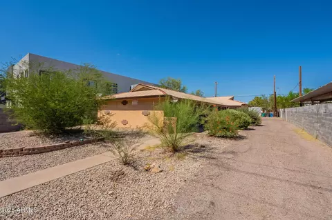 3020 E Yale St, Phoenix, AZ 85008 photo 3