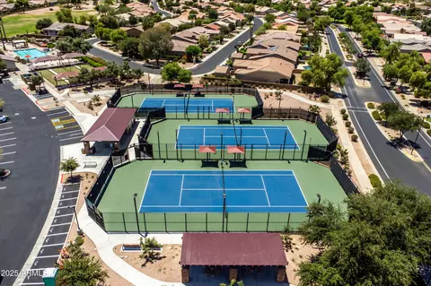 View/Area - 4532 E Indigo St, Gilbert, AZ 85298 photo 2 of 5