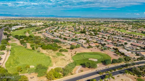 View/Area - 4556 E Carob Dr, Gilbert, AZ 85298 photo 7 of 8