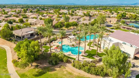 View/Area - 4556 E Carob Dr, Gilbert, AZ 85298 photo 2 of 8