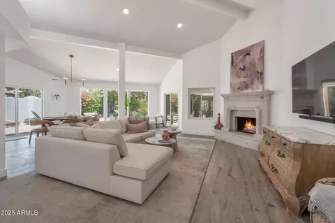8719 E San Marino Dr, Scottsdale, AZ 85258