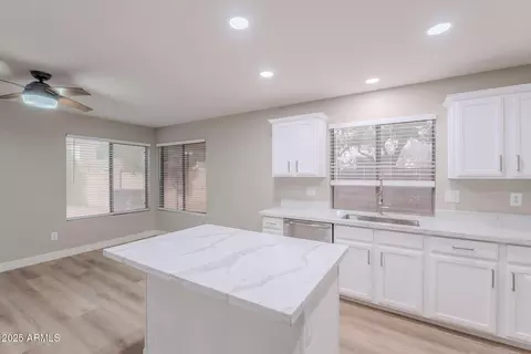 543 W Scott Ave, Gilbert, AZ 85233 photo 8