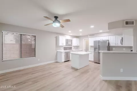 543 W Scott Ave, Gilbert, AZ 85233 photo 3
