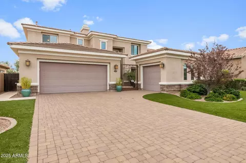 30328 N 54th St, Cave Creek, AZ 85331