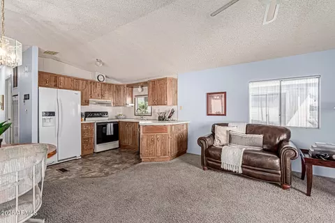 5735 E Mcdowell Rd #277, Mesa, AZ 85215