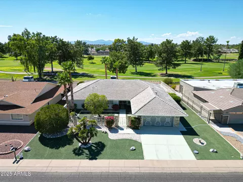 17430 N Country Club Dr, Sun City, AZ 85373