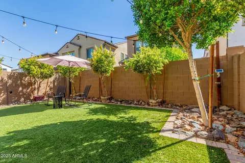 Exterior - 1683 S Wallrade Ln, Gilbert, AZ 85295 photo 6 of 6