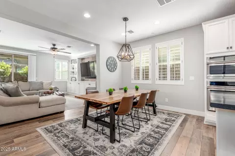 Dining - 1683 S Wallrade Ln, Gilbert, AZ 85295 photo 2 of 2