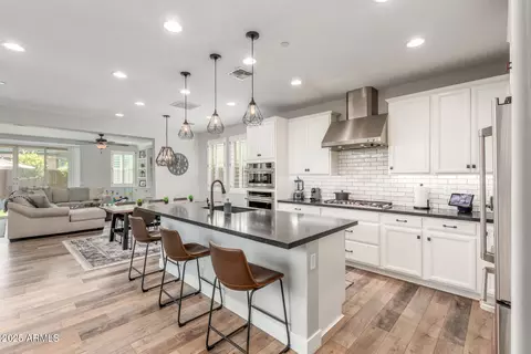 Kitchen - 1683 S Wallrade Ln, Gilbert, AZ 85295 photo 1 of 3